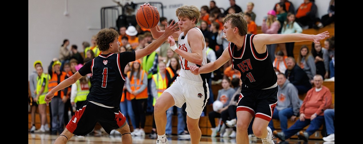 Jackson Center Tigers team